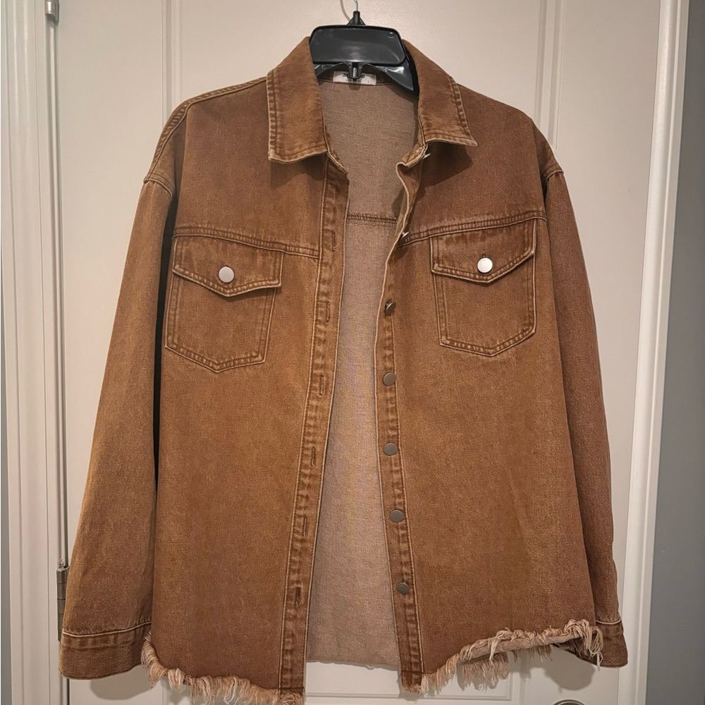 Zeagoo Jean Jackets for Women Ripped Fringe Denim Jean Jacket